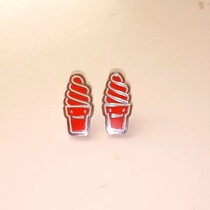 Smiling ice cream pins laple orange silver
